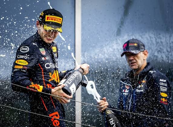 BUDAPEST - Max Verstappen (Oracle Red Bull Racing) wins the Hungarian Grand Prix at the Hungaroring Circuit on July 31, 2022 in Budapest, Hungary. REMKO DE WAAL Match 2022 xVIxANPxSportx xxANPxIVx