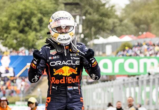 BUDAPEST - Max Verstappen (1) reacts after the Hungarian Grand Prix at the Hungaroring Circuit on July 31, 2022 in Budapest, Hungary. REMKO DE WAAL Match 2022 xVIxANPxSportx xxANPxIVx