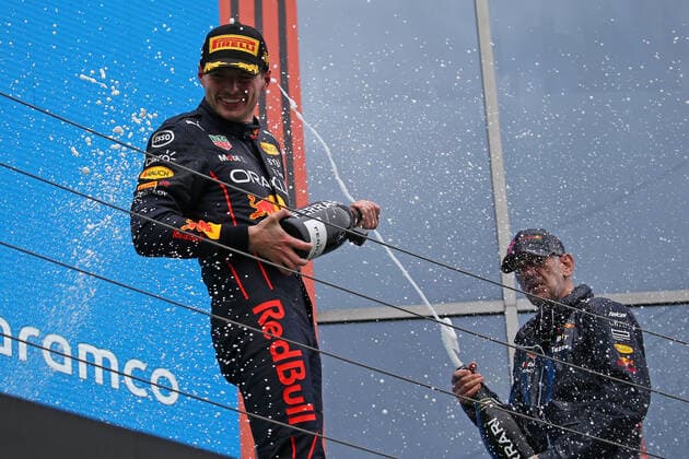 F1 Gran Prix of Hungary Max Verstappen of Red Bull Racing celebrates after winning the F1 Grand Prix of Hungary at Hungaroring on July 31, 2022 Mogyorod, Hungary. Mogyorod Hungaroring Hungary Copyright: xMarcoxCanonierox