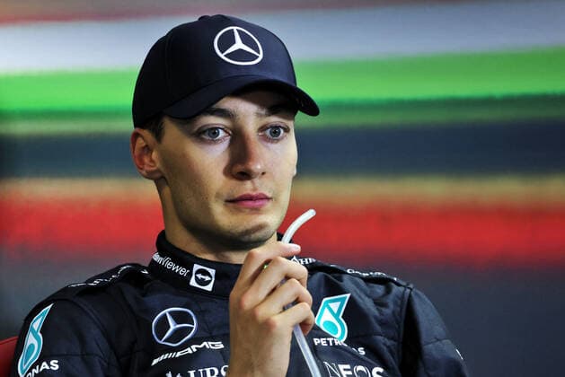 RUSSELL George (gbr), Mercedes AMG F1 Team W13, portrait, post race press conference, PK, Pressekonferenz during the Formula 1 Aramco Magyar Nagydij 2022, Hungarian Grand Prix 2022, 12th round of the 2022 FIA Formula One World Championship, WM, Weltmeisterschaft from July 28 to 31, 2022 on the Hungaroring, in Mogyorod, Hungary - F1 - HUNGARIAN GRAND PRIX 2022 - RACE DPPI Panoramic  PressCon_2ED_JB_020