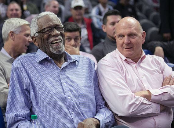 July 31, 2022, Los Angeles, California, USA: Bill Russell former Boston Celtics player that won 11 championships in 13 years dies. He was 88. FILE PHOTO: (L) Bill Russell and owner, Steve Ballmer attend the NBA, Basketball Herren, USA game between the Los Angeles Clippers and the Golden State Warriors on Monday November 12, 2018 at the Staples Center in Los Angeles, California. Clippers defeat Warriors, 121-116. PI Los Angeles USA - ZUMAp124 20220731_zaa_p124_003 Copyright: xJAVIERxROJASx