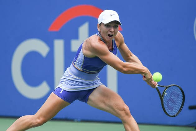 August 1, 2022, Washington, District of Columbia, USA: SIMONA HALEP hits a backhand during her match against Cristina Bucsa at the Rock Creek Tennis Center. Washington USA - ZUMA 20220801_mda_g196_208 Copyright: xKylexGustafsonx