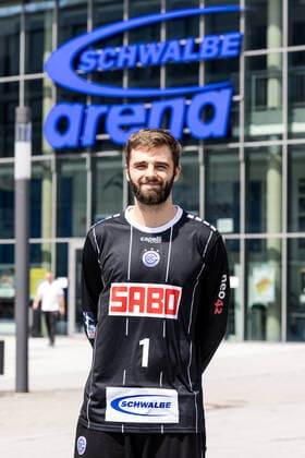 Liqui Moly Handball-Bundesliga: Pressekonferenz und Teampraesentation VfL Gummersbach; 02.08.2022 Martin Nagy (VfL Gummersbach, 1) Liqui Moly Handball-Bundesliga: Pressekonferenz und Teampraesentation VfL Gummersbach; Gummersbach, Schwalbe arena; 02.08.2022 Copyright: xBEAUTIFULxSPORTS Wunderlx