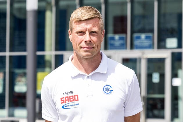 Liqui Moly Handball-Bundesliga: Pressekonferenz und Teampraesentation VfL Gummersbach; 02.08.2022 Gudjon Valur Sigurdsson (Trainer VfL Gummersbach) Liqui Moly Handball-Bundesliga: Pressekonferenz und Teampraesentation VfL Gummersbach; Gummersbach, Schwalbe arena; 02.08.2022 Copyright: xBEAUTIFULxSPORTS Wunderlx