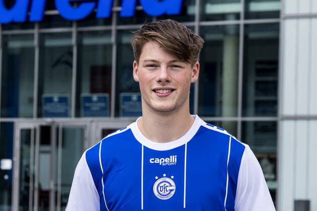Liqui Moly Handball-Bundesliga: Pressekonferenz und Teampraesentation VfL Gummersbach; 02.08.2022 Julius Fanger (VfL Gummersbach, 3) Liqui Moly Handball-Bundesliga: Pressekonferenz und Teampraesentation VfL Gummersbach; Gummersbach, Schwalbe arena; 02.08.2022 Copyright: xBEAUTIFULxSPORTS Wunderlx