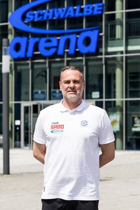 Liqui Moly Handball-Bundesliga: Pressekonferenz und Teampraesentation VfL Gummersbach; 02.08.2022 Mario Kelentric (Torwarttrainer) Liqui Moly Handball-Bundesliga: Pressekonferenz und Teampraesentation VfL Gummersbach; Gummersbach, Schwalbe arena; 02.08.2022 Copyright: xBEAUTIFULxSPORTS Wunderlx