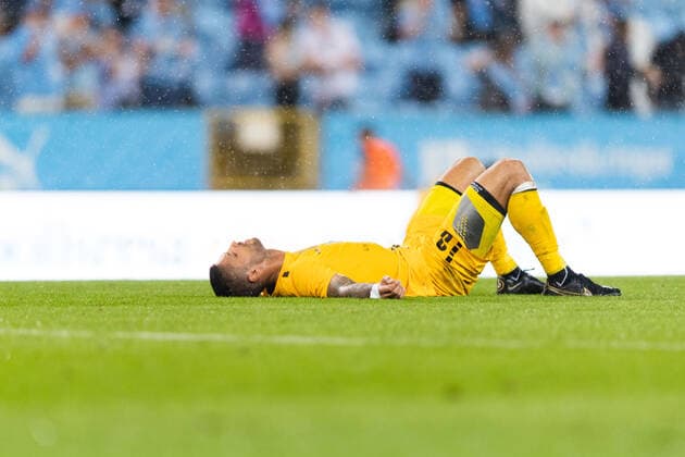 Fußball, EL-Quali, Malmö FF - F91 Dudelange 220804 Manuel da Costa of Djurgarden looks dejected after the UEFA Europa League qualification match between Malmö FF and Diddeleng on August 4, 2022 in Malmö. Photo: Mathilda Ahlberg BILDBYRAN COP 240 MA0288 fotboll football soccer fotball uefa europa league kval qualifying round qualification malmö ff diddeleng bbeng dudelange depp Copyright: MATHILDAxAHLBERG BB220804BB269