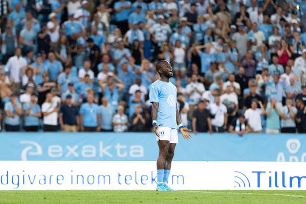 Fußball, EL-Quali, Malmö FF - F91 Dudelange 220804 Muhamed Buya Turay looks dejected during the UEFA Europa League qualification match between Malmö FF and Diddeleng on August 4, 2022 in Malmö. Photo: Mathilda Ahlberg BILDBYRAN COP 240 MA0288 fotboll football soccer fotball uefa europa league kval qualifying round qualification malmö ff diddeleng bbeng dudelange depp Copyright: MATHILDAxAHLBERG BB220804BB290