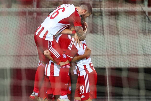 Olympiacos F.C. v Slovan Bratislava UEFA Europa League Youssef El Arabi of Olympiacos F.C. and his team mates celebrate Bratislava during the UEFA Europa League Third Qualifying Round First Leg match at Karaiskakis Stadium, Piraeus Content Not Available For UK Newspapers Copyright: xYannisxHalasx FIL-17174-0043 UK Newspapers OUT