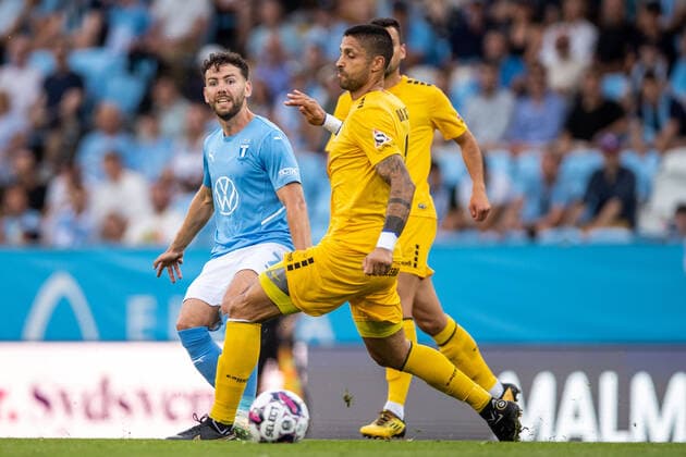 220804 Erdal Rakip of Malmö FF during the UEFA Europa League qualification match between Malmö FF and Diddeleng on August 4, 2022 in Malmö. Photo: Mathilda Ahlberg BILDBYRAN COP 240 MA0288 fotboll football soccer fotball uefa europa league kval qualifying round qualification malmö ff diddeleng bbeng dudelange Copyright: MATHILDAxAHLBERG BB220804BB690