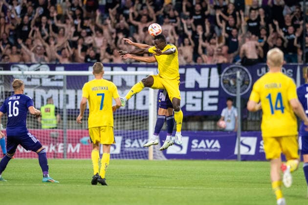 August 4, 2022, Maribor, Slovenia: Malik Abubakkari (C) of HJK Helsinki seen in action during the UEFA Europa League third qualifying round, first leg match at the Stadion Ljudski vrt in Maribor..Final score: NK Maribor 0:2 HJK Helsinki Maribor Slovenia - ZUMAs197 20220804_zaa_s197_100 Copyright: xMilosxVujinovicx