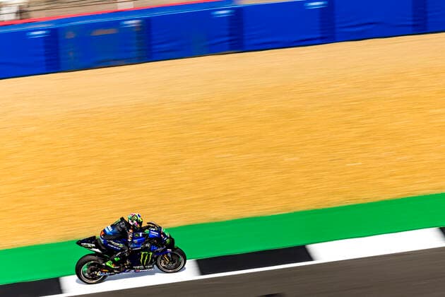Sport Bilder des Tages 5th August 2022; Silverstone Circuit, Silverstone, Northamptonshire, England: British MotoGP Grand Prix, Free Practice: Number 21 Monster Energy Yamaha MotoGP bike ridden by Franco Morbidelli during free practice at the British MotoGP  ActionPlus12414470 StephenxBlackberry