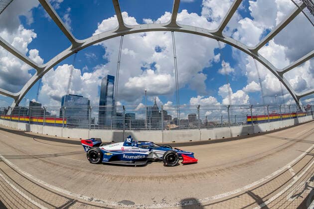 August 6, 2022, Nashville, TN, United States of America: SIMONA DE SILVESTRO (16) of Thun, Switzerland travels through the turns during a practice for the Big Machine Music City Grand Prix on the Streets Of Nashville in Nashville TN. IndyCar, Indy Car, IRL, USA SERIES 2022: Big Machine Music City Grand Prix Simona De Silvestro  - ZUMAa161 20220806_zaa_a161_024 Copyright: xWalterxG.xArcexSr.x