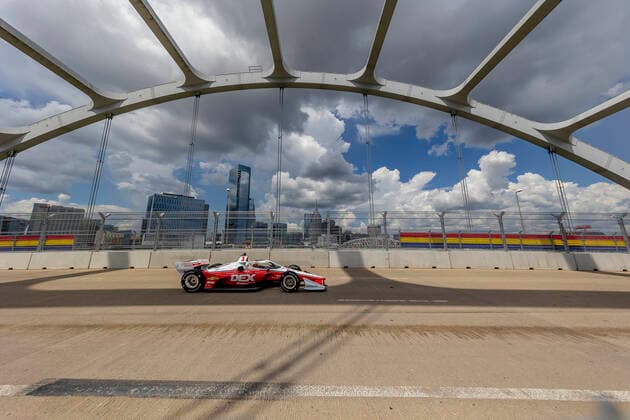 August 6, 2022, Nashville, TN, United States of America: SCOTT MCLAUGHLIN (3) of Christchurch, New Zealand travels through the turns during a practice for the Big Machine Music City Grand Prix on the Streets Of Nashville in Nashville TN. Nashville United States of America - ZUMAa161 20220806_zaa_a161_048 Copyright: xWalterxG.xArcexSr.x