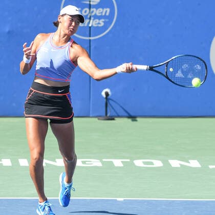 August 6, 2022, Washington, D.C, U.S: XIYU WANG hits a forehand during her semifinal match against Liudmila Samsonova at the Rock Creek Tennis Center. Washington U.S. - ZUMAg196 20220806_zap_g196_006 Copyright: xKylexGustafsonx