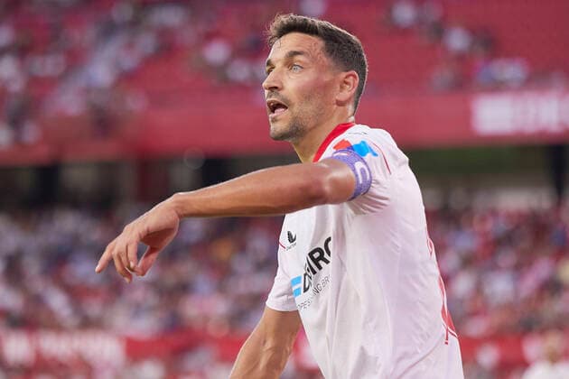 Sevilla FC v Cadiz CF, Antonio Puerta Trophy 2022, Seville, Spain Seville, Spain. 06th, August 2022. Jesus Navas (16) of Sevilla FC seen during the Antonio Puerta Trophy 2022 match between Sevilla FC and Cadiz CF at Estadio Ramon Sanchez Pizjuan in Seville. Seville Andalucia Spain  Copyright: xGonzalesxPhoto JesusxRuizxMedinax