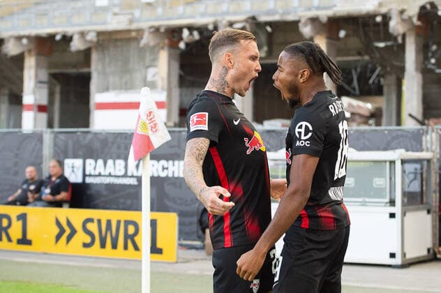 Tor zum 0:1 durch Christopher Nkunku (RB Leipzig, 18), Torjubel, Jubel, mit David Raum (RB Leipzig, 22), VfB Stuttgart vs RB Leipzig, Fussball, Herren, 1. Bundesliga, 1. Spieltag, Saison 22 23, GER, 07.08.2022, DFL DFB REGULATIONS PROHIBIT ANY USE OF PHOTOGRAPHS AS IMAGE SEQUENCES AND OR QUASI-VIDEO, VfB Stuttgart vs RB Leipzig, Fussball, Herren, 1. Bundesliga, 1. Spieltag, Saison 22 23, GER, 07.08.2022 Stuttgart *** Goal to 0 1 by Christopher Nkunku RB Leipzig, 18 , Goal celebrations, cheers, with David Raum RB Leipzig, 22 , VfB Stuttgart vs RB Leipzig, Football, Men, 1 Bundesliga, 1 Matchday, Season 22 23, GER, 07 08 2022, DFL DFB REGULATES PROHIBIT ANY USE OF PHOTOGRAPHS AS IMAGE SEQUENCES AND OR QUASI VIDEO, VfB Stuttgart vs RB Leipzig, Football, Men, 1 Bundesliga, 1 Matchday, Season 22 23, GER, 07 08 2022 Stuttgart Copyright: xWolfgangxFrank Eibner-Pressefotox EP_EER