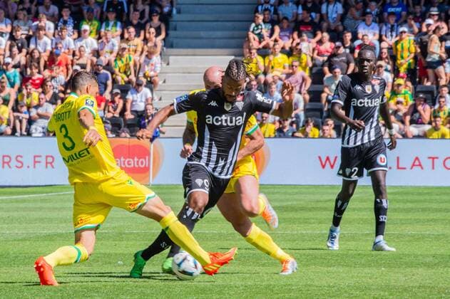 LoÃ¯s Diony (ANGERS SCO) FOOTBALL : Angers SCO vs FC Nantes - Ligue 1 - JournÃ e 1- 07 08 2022 BaptisteAutissier Panoramic 