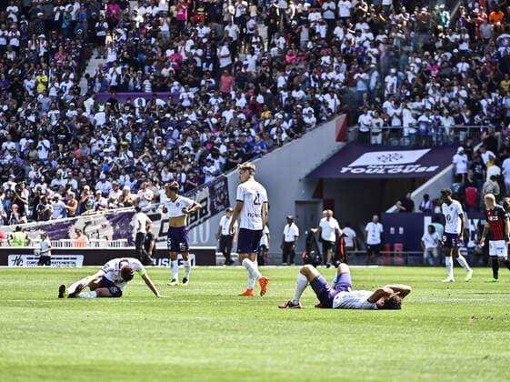 Fin de match TFC vs OGC FOOTBALL : Toulouse vs Nice - 1ere Journee du Championnat de Ligue1 UBEREATS - Toulouse - 07 08 2022 ThierryBreton Panoramic 