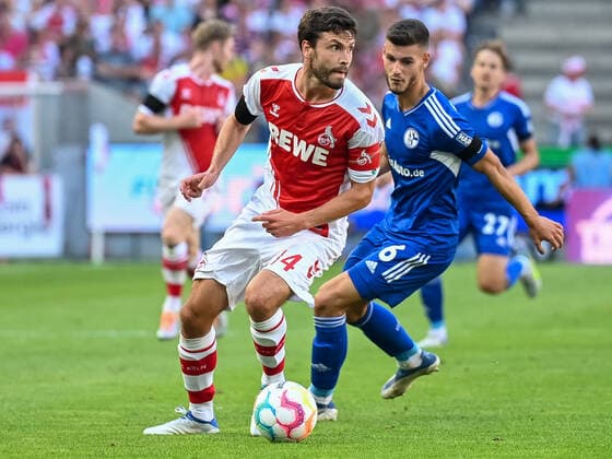 Jonas Hector (1. FC Koeln, 14) schirmt den Ball vor Tom Krauss (FC Schalke 04, 06) ab. Dahinter Florian Kainz (1. FC Koeln, 11) und Cedric Bunner (FC Schalke 04, 27). 1. FC Koeln vs. FC Schalke 04, Fussball, Bundesliga, 1. Spieltag, Saison 2022 2023, 07.08.2022 DFB DFL Regulations prohibit any use of Photographs as image sequences and or quasi-video 1. FC Koeln vs. FC Schalke 04, Fussball, Bundesliga, 1. Spieltag, Saison 2022 2023, 07.08.2022 Koeln *** Jonas Hector 1 FC Koeln, 14 shields the ball from Tom Krauss FC Schalke 04, 06 Behind them Florian Kainz 1 FC Koeln, 11 and Cedric Bunner FC Schalke 04, 27 1 FC Koeln vs FC Schalke 04, Football, Bundesliga, 1 Matchday, Saison 2022 2023, 07 08 2022 DFB DFL Regulations prohibit any use of Photographs as image sequences and or quasi video 1 FC Koeln vs FC Schalke 04, Fussball, Bundesliga, 1 Spieltag, Saison 2022 2023, 07 08 2022 Koeln Copyright: xEibner-Pressefotox EP_EER