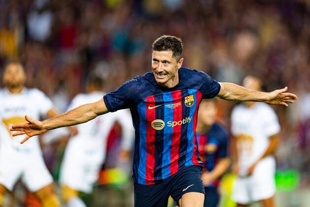 Bilder des Jahres 2022, Sport 08 August Sport Themen der Woche KW31 Sport Bilder des Tages Sport Bilder des Tages 07.08.2022, xslx, Fussball Torneig Gamer, FC Barcelona, Barca - Pumas UNAM emspor, v.l. Robert Lewandowski (FC Barcelona) Jubelt nach den Tor zum 1-0 (DFL DFB REGULATIONS PROHIBIT ANY USE OF PHOTOGRAPHS as IMAGE SEQUENCES and or QUASI-VIDEO) Barcelona *** 07 08 2022, xslx, football Torneig Gamer, FC Barcelona Pumas UNAM emspor, v l Robert Lewandowski FC Barcelona Cheers after the goal to 1 0 DFL DFB REGULATIONS PROHIBIT ANY USE OF PHOTOGRAPHS as IMAGE SEQUENCES and or QUASI VIDEO Barcelona