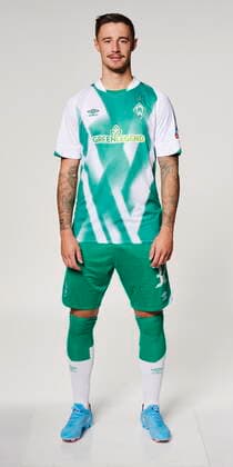 offizieller Portraittermin SV Werder Bremen 2022 2023 Marco Friedl (Werder Bremen 32 Kapitaen); 28.06.2022, wohninvest Weserstadion, Bremen, offizieller Portraittermin SV Werder Bremen 2022 2023 im Bild picture shows