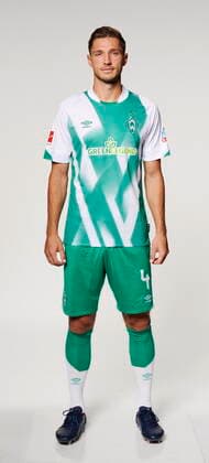 offizieller Portraittermin SV Werder Bremen 2022 2023 Niklas Stark (Werder Bremen 04); 28.06.2022, wohninvest Weserstadion, Bremen, offizieller Portraittermin SV Werder Bremen 2022 2023 im Bild picture shows