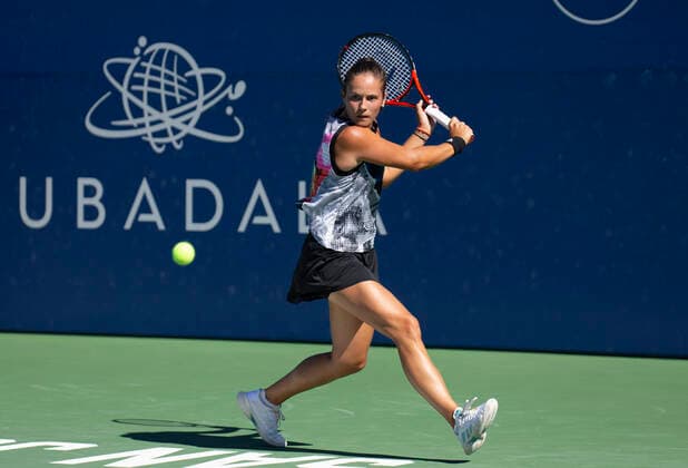August 07, 2022 San Jose, CA USA Daria Kasotkina returns a shot from Shelby Rogers during the Mubadala Silicon Valley Classic Finals between Daria Kasotkina (RUS) vs Shelby Rogers (USA). Daria won the finals at San Jose State University San Jose Calif. CSM San Jose USA - ZUMAc04_ 20220808_zaf_c04_028 Copyright: xThurmanxJamesx