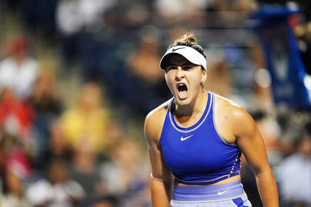 August 10, 2022, Toronto, Ontario, Canada: BIANCA ANDREESCU reacts to winning a point during a game against Alize Cornet. ANDREESCU would go on to win the match 2-1 in front of her hometown crowd and advance to the next round. Toronto Canada - ZUMAm215 20220810_zip_m215_026 Copyright: xArlynxMcAdoreyx