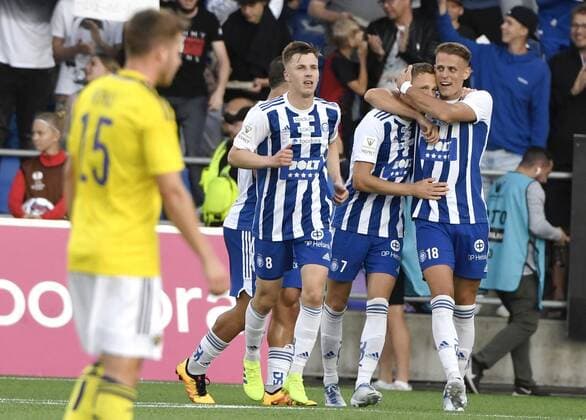 Lucas Lingman (8), Santeri Hostikka (7) and Bojan Radulovic (18) of HJK celebrates after Santeri Hostikka scored the first goal during the UEL 3rd Qualification Round football match HJK - Maribor in Helsinki on August 11, 2022. Helsinki Finland LKLAPJ20220811201054Q279  Copyright: xJussixNukarix LKLAPJ20220811201054Q279