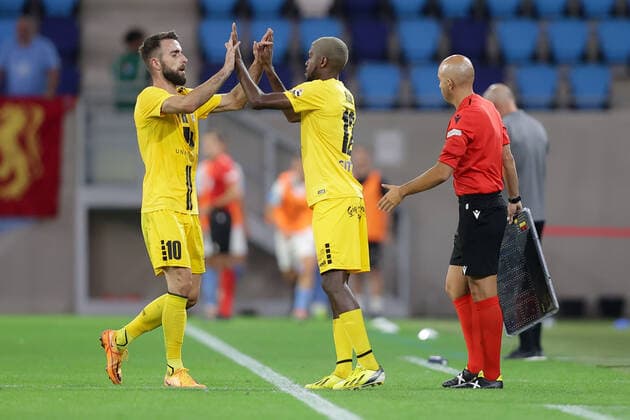 Bruno Freire (Düdelingen 12) wird für Edis Agovic (Düdelingen 10) eingewechselt 11.08.2022 Fussball Europa League Qualifikation, 3. Runde, Rückspiel, Saison 2022-2023 11.08.2022 F91 Düdelingen (LUX) - Malmö FF (SWE) (Dudelange - Malmo) Stade de Luxembourg, Luxemburg