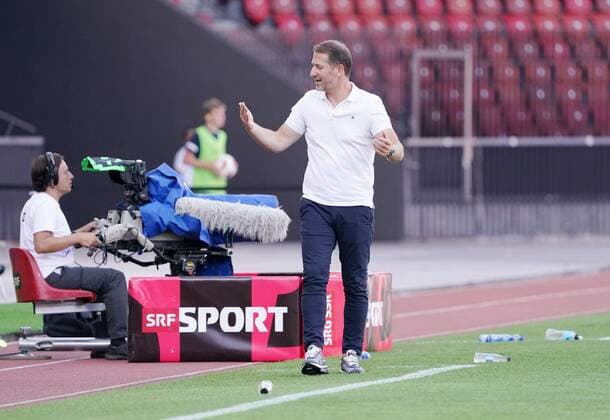 Foto Manuel Geisser 11.08.2022 Stadion Letzigrund UEFA Europa League Qualifikation 2022 2023 FC Zuerich - Linfield FC.Bild :Franco Foda Trainer (FC Zuerich) Aktion Einzelbild Gestik