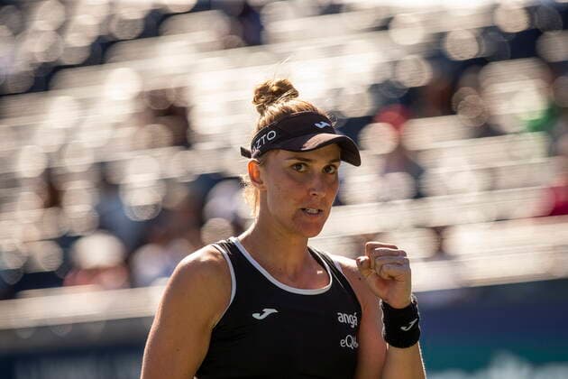 August 11, 2022, TORONTO, ON, CAN: Beatriz Haddad Maia reacts during her win over Iga Swiatek, in National Bank Open tennis action in Toronto, Thursday, August 11, 2022. Canada News - August 11, 2022  - ZUMAc35_ 20220811_zaf_c35_182 Copyright: xChrisxYoungx