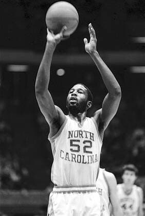 North Carolina vs Kentucky Colleger Basketball James Worthy, North Carolina, 1981 North Carolina vs Kentucky Colleger Basketball East Rutherford Brendan Byrne Arena New Jersey United States Copyright: xPaulxJ.xSutton DUOMO PCNx BK8101_122611