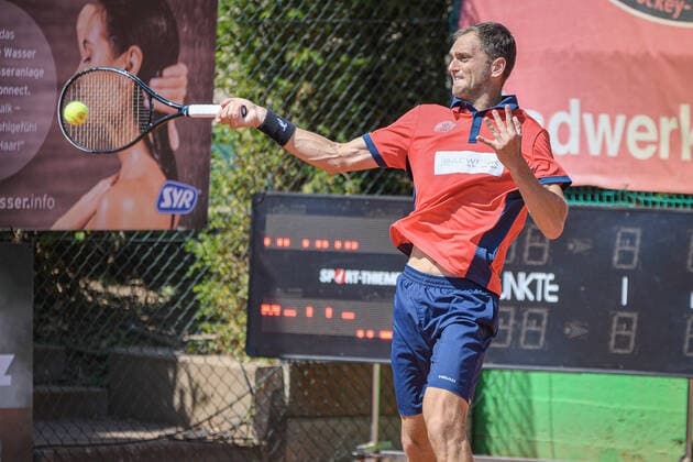 Aleksandr Nedovyesov (KAZ) (Badwerk Gladbacher HTC 1) 12.08.2022 ¢ Tennis Bundesliga ¢ Badwerk Gladbacher HTC 1 vs TC Bredeney 1