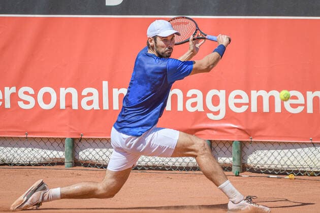 Julian Lenz GER (TC Bredeney 1) 12.08.2022 ¢ Tennis Bundesliga ¢ Badwerk Gladbacher HTC 1 vs TC Bredeney 1