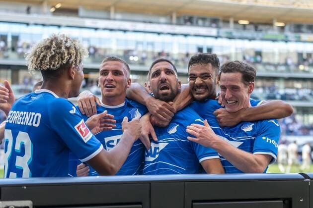 Sport Themen der Woche KW32 Sport Bilder des Tages 13.08.2022, Sinsheim, Germany, Pre Zero Arena, TSG 1899 Hoffenheim vs VfL Bochum - 1. Bundesliga, Munas Dabbur (TSG 1899 Hoffenheim) Torjubel, jubelt nach seinem treffer zum 3:2 (Foto H. Langer) DFB DFL REGULATIONS PROHIBIT ANY USE OF PHOTOGRAPHS AS IMAGE SEQUENCES AND OR QUASI-VIDEO. Sinsheim Pre Zero Arena Baden Wuerttemberg Germany *** 13 08 2022, Sinsheim, Germany, Pre Zero Arena, TSG 1899 Hoffenheim vs VfL Bochum 1 Bundesliga, Munas Dabbur TSG 1899 Hoffenheim goal celebration, cheers after his goal to 3 2 Foto H Langer DFB DFL REGULATIONS PROHIBIT ANY USE OF PHOTOGRAPHS AS IMAGE SEQUENCES AND OR QUASI VIDEO Sinsheim Pre Zero Arena Baden Wuerttemberg Germany  541_TSGBOC20220813_098 Langer-541