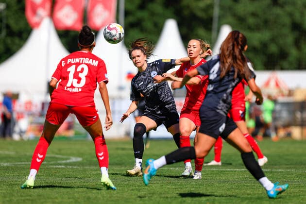 STEKA-Cup 2022 1. FC Köln - SG 99 Andernach Maren Weingarz (SG99, 8), Weronika Zawistoska (FC, 24) Schleidweiler Schleidweiler Rheinland-Pfalz Deutschland