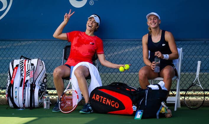 August 13, 2022, CINCINNATI, UNITED STATES: Alize Cornet of France & Jil Teichmann of Switzerland during practice ahead of the 2022 Western & Southern Open WTA, Tennis Damen 1000 tennis tournament CINCINNATI UNITED STATES - ZUMAa181 20220813_zaa_a181_044 Copyright: xRobxPrangex