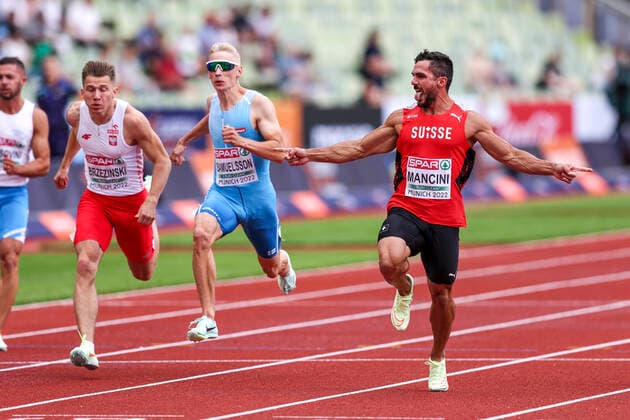 Bilder des Jahres 2022, Sport 08 August Sport Themen der Woche KW33 Sport Bilder des Tages European Championships Munich22; Leichtathletik, 15.08.2022 Pascal Mancini (SUI), Samuli Samuelsson (FIN) - European Championships Munich22 am 15.08.22 im Olympiastadion in Muenchen, Deutschland. *** European Championships Munich22 Athletics, 15 08 2022 Pascal Mancini SUI , Samuli Samuelsson FIN European Championships Munich22 on 15 08 22 at the Olympiastadion in Munich, Germany Copyright: xBEAUTIFULxSPORTS AxelxKohringx