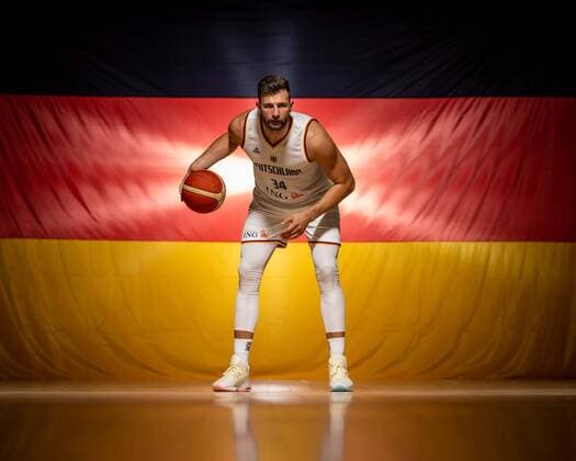Basketball Köln 08.08.2022 Deutsche Basketball Nationalmannschaft Herren Männer Kader für die Eurobasket 2022 Europameisterschaft Leon Kratzer (Deutschland, No.34)