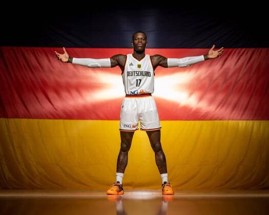 Basketball Köln 08.08.2022 Deutsche Basketball Nationalmannschaft Herren Männer Kader für die Eurobasket 2022 Europameisterschaft Dennis Schröder Schroeder (Deutschland, No.17) Schröder Schroder