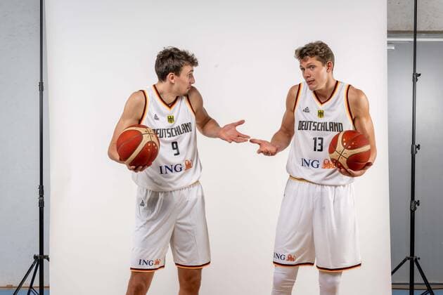 EuroBasket 2022, DBB - Kader Basketball Köln 08.08.2022 Deutsche Basketball Nationalmannschaft Herren Männer Kader für die Eurobasket 2022 Franz Wagner (Deutschland, No.09) Moritz Wagner (Deutschland, No.13) Brüder