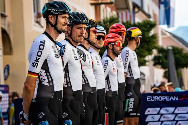 Germany: UEC Road cycling, Rad, Radsport, Strasse European Championships - Munich 2022 DENZ Nico - DEGENKOLB John - BAUHAUS Phil - KRIEGER Alexander - SCHWARZMANN Michael - KLUGE Roger - POLITT Nils ( GER ) Germany Querformat - quer - horizontal - Landscape - Event Veranstaltung: UEC Road Cycling European Championships 2022 - Category Kategorie: Cycling - Road Cycling European Championships - Men Elite - Location Ort: Europe Germany - Bavaria - Munich - Discipline: Road Race ( RR ) - Distance: 209.4 km - Date Datum: 14.08.2022 Sunday Day 1 -