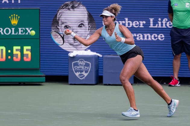 August 15, 2022, Mason, Ohio, USA: Mayar Sherif (EGY) hits a forehand shot during Monday s first round of the Western and Southern Open at the Lindner Family Tennis Center, Mason, Oh. Mason USA - ZUMAs304 20220815_zaf_s304_001 Copyright: xScottxStuartx