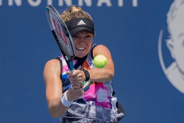 August 17, 2022, Mason, Ohio, USA: Catherine McNally (USA) in action during 1second round of the Western and Southern Open at the Lindner Family Tennis Center, Mason, Oh. Mason USA - ZUMAs304 20220817_zaf_s304_066 Copyright: xScottxStuartx