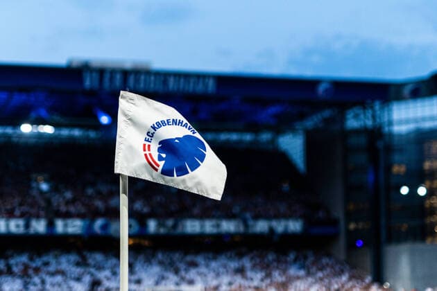 FC Copenhagen v Trabzonspor, UEFA Champions League qualification football, Copenhagen, Denmark Copenhagen, Denmark. 16th, August 2022. The corner flag with the logo of FC Copenhagen seen at the UEFA Champions League qualification match between FC Copenhagen and Trabzonspor at Parken in Copenhagen. Copenhagen Denmark  Copyright: xGonzalesxPhoto DejanxObretkovicx