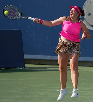 August 17, 2022: Jelena Ostapenko (LAT) loses to Madison Keys (USA), 6-4, 7-5 at the Western & Southern Open being played at Lindner Family Tennis Center in Cincinnati, Ohio, {USA} Tennisclix Cal Media Cincinnati USA - ZUMAc04_ 20220817_zaf_c04_098 Copyright: xLesliexBillmanx