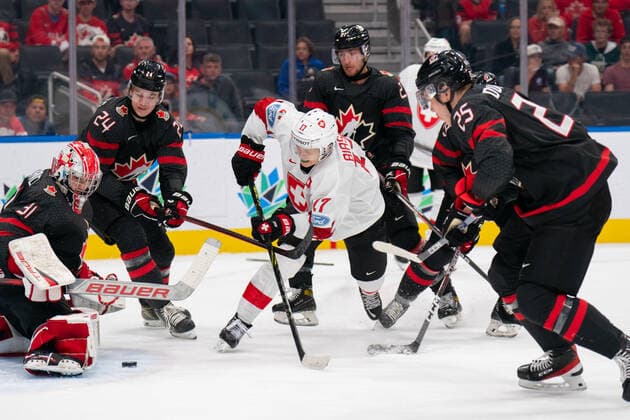 August 17, 2022, Edmonton, Alberta, Canada: ATTILIO BIASCA (17) of Switzerland shown in action during the third period of a 2022 IIHF World Junior Championship quarter-final playoff match at Rogers Place in Edmonton, Alberta. Edmonton Canada - ZUMAh176 20220817_zsp_h176_116 Copyright: xMatthewxHelfrichx