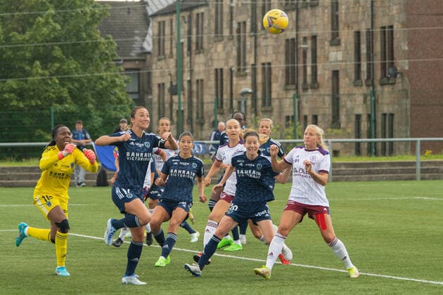 18.08.2022, Glasgow, Petershill Park, UEFA Women s Champions League: Paris FC - Servette FCCF, Action during the UEFA Women s Champions League football match between Paris FC and Servette Chenois at Petershill Park in Glasgow, Scotland Glasgow Petershill Park Scotland United Kingdom Copyright: xJustPictures.ch RichardxCallisx